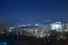 نمایی از فالمر استادیوم به هنگام شب