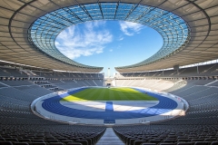 نمایی زیبا از استادیوم مدرن و پیشرفته المپیک برلین در سال 2015
