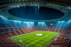 استادیوم دونباس آرنا مملوء از هواداران شاختار در لیگ قهرمانان اروپا