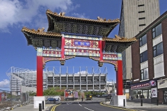 نمای گیت ورودی به استادیوم سنت جیمز پارک نیوکاسل از سمت غربی استادیوم از شهرک چینی ها در نیوکاسل