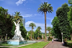 پارک دونا کاسیلدا ایتوریزار در شهر بیلبائو در کشور اسپانیا