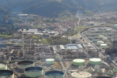 پالایشگاه نفت در میوسکیز در شهربیلبائو در کشور اسپانیا