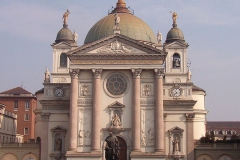 محراب دی ماریا آسیلیاتریس در شهر تورین ایتالیا