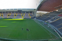 نمای جانبی از سکوی اصلی و جایگاه ویژه در استادیوم فریولی اودینزه