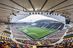 نمای داخلی استادیوم فریولی اودینزه در سال 2016