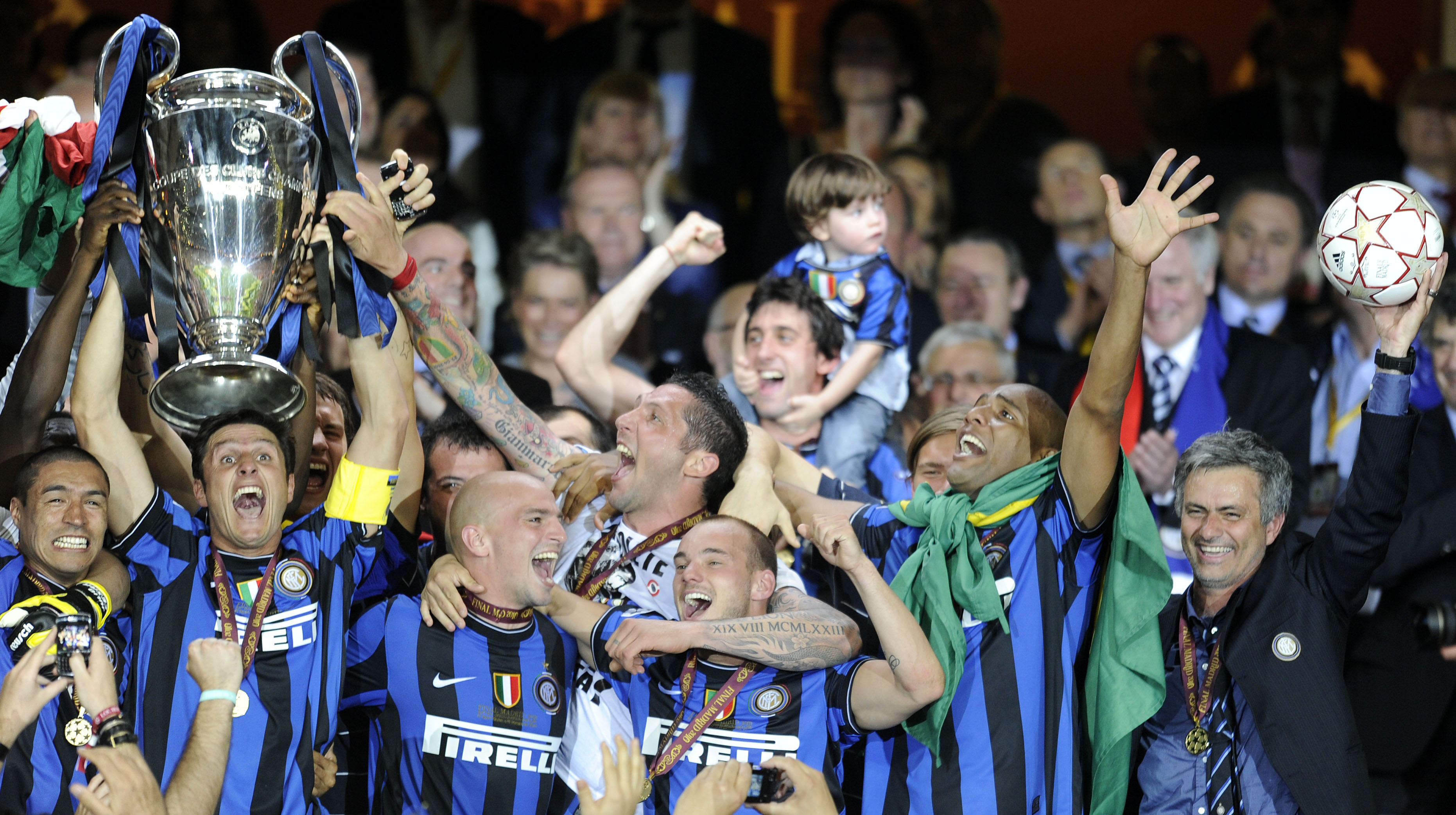 Inter Milan / Football Club Internazionale Milano / اینترمیلان / سن سیرو / جزپه مه آتزا