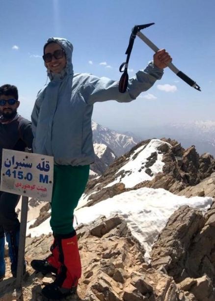 قله سنبران بلندترین کوه اشترانکوه که توسط زهره شاکری بانوی سقوط کرده قبلا فتح شده است